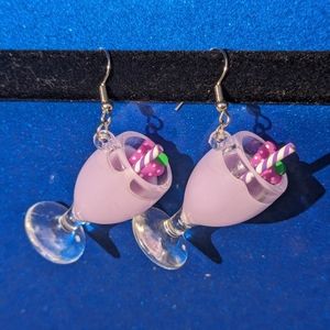 🌟 Cute Pastel Purple Grape Smoothie Earrings